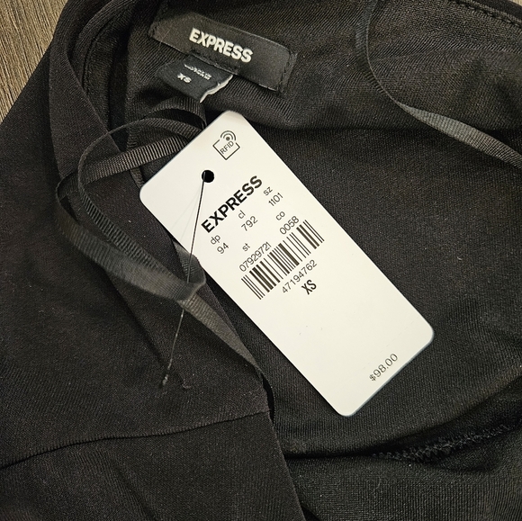 NWT Express Black Jumpsuit - Size XS - Picture 9 of 14